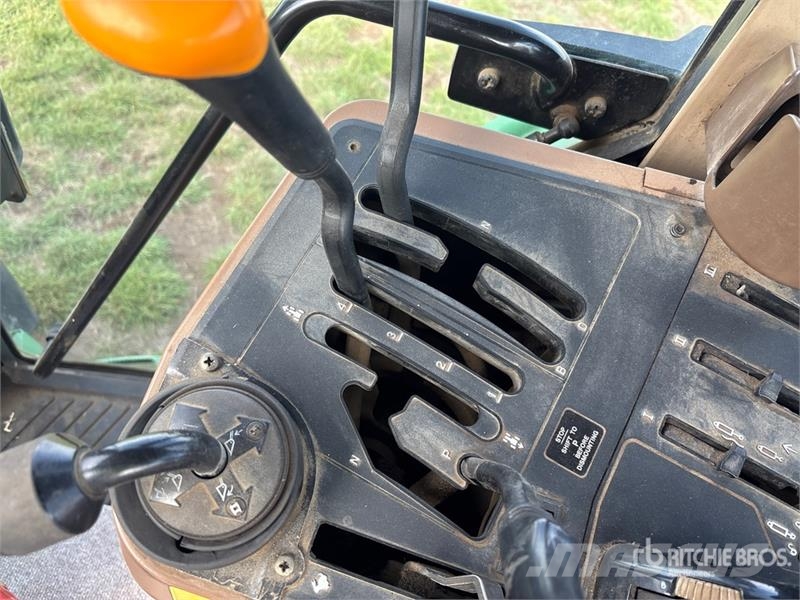 John Deere 6400 Traktori