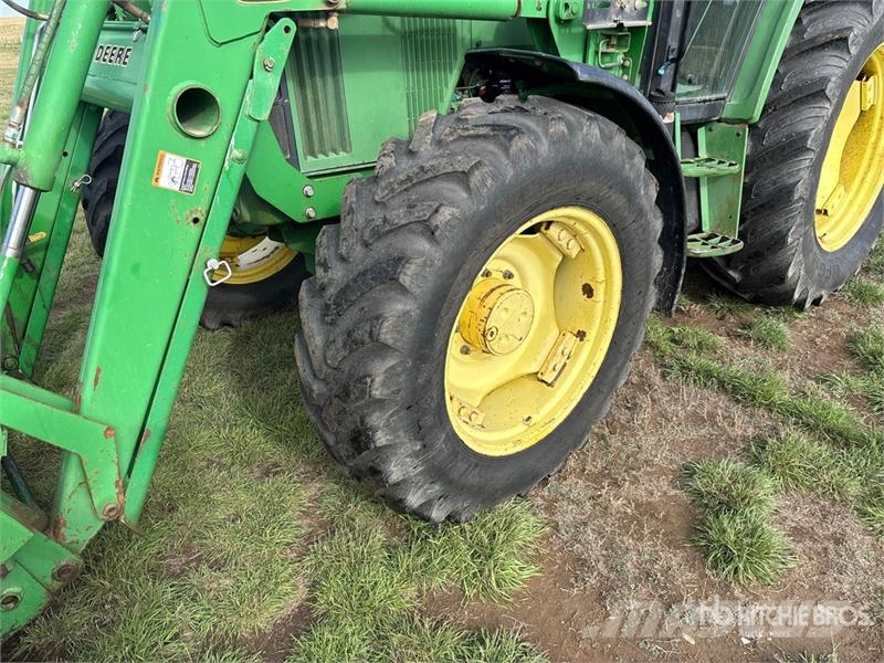 John Deere 6400 Traktori