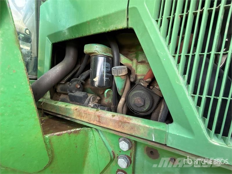 John Deere 6400 Traktori