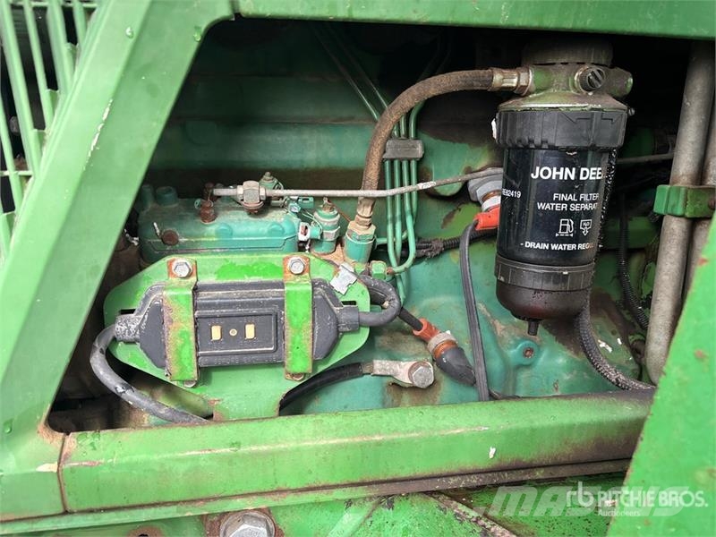 John Deere 6400 Traktori