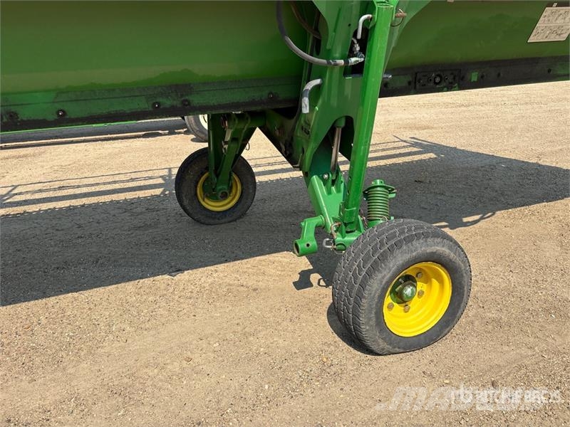 John Deere 640D رؤوس الحصادات الدراسات