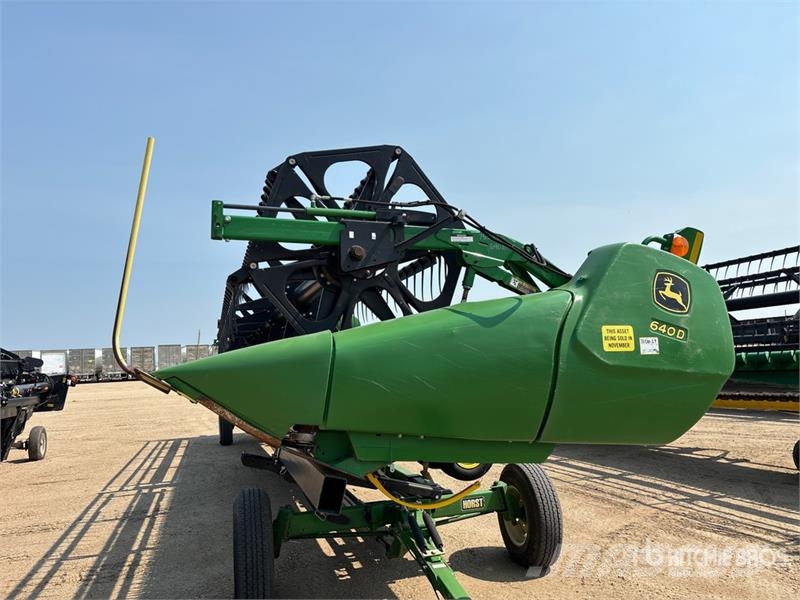 John Deere 640D رؤوس الحصادات الدراسات