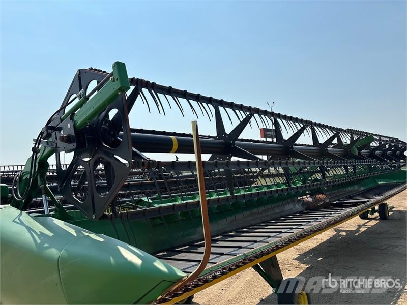 John Deere 640D رؤوس الحصادات الدراسات