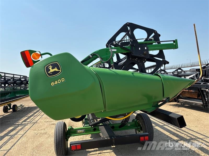 John Deere 640D رؤوس الحصادات الدراسات