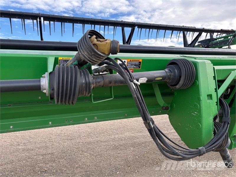 John Deere 640D Derliaus nuėmimo kombainų galvos