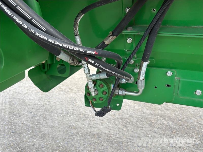 John Deere 640D Derliaus nuėmimo kombainų galvos