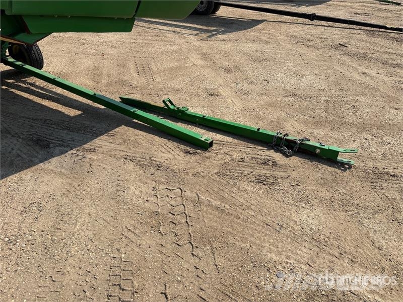 John Deere 640D رؤوس الحصادات الدراسات