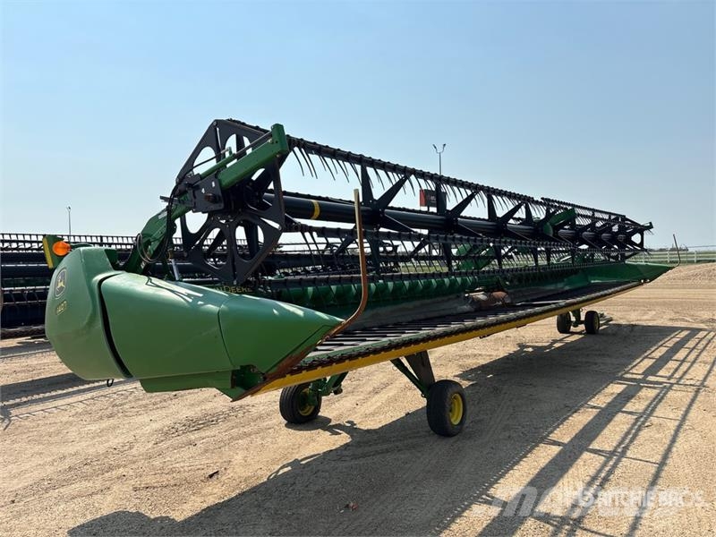 John Deere 640D رؤوس الحصادات الدراسات
