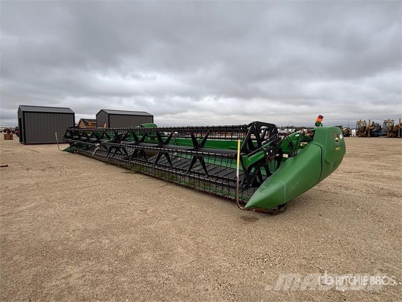 John Deere 640D Derliaus nuėmimo kombainų galvos