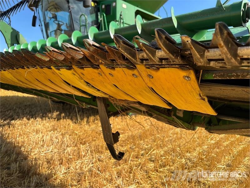 John Deere 640FD Testate per mietitrebbie
