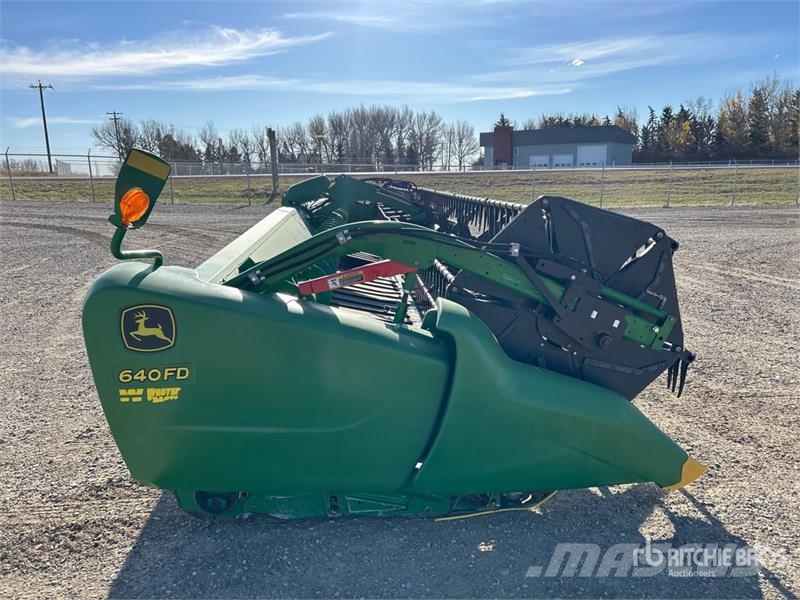 John Deere 640FD Glave hederi za kombajne