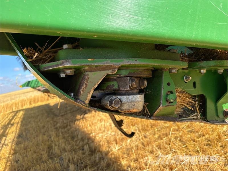 John Deere 640FD Testate per mietitrebbie