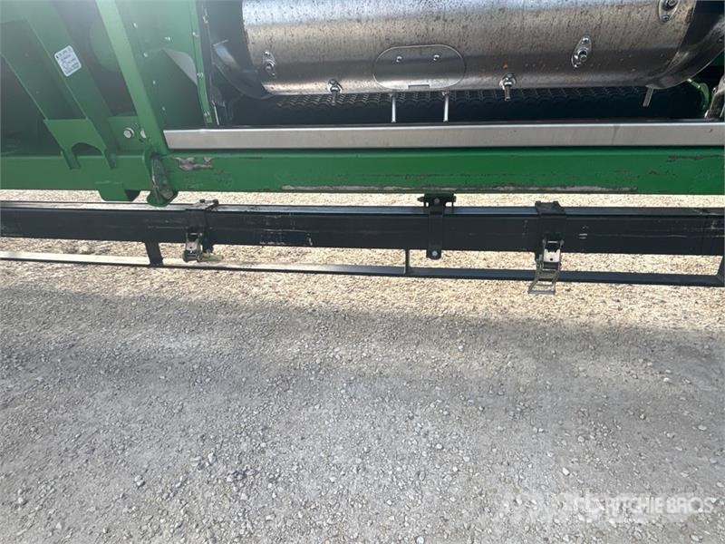 John Deere 640FD رؤوس الحصادات الدراسات
