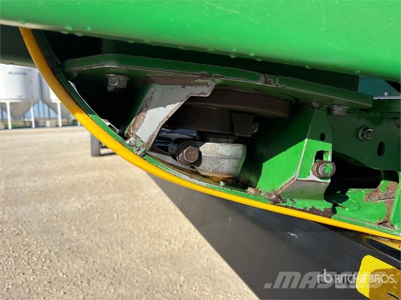John Deere 640FD رؤوس الحصادات الدراسات