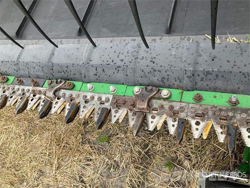 John Deere 640FD Testate per mietitrebbie