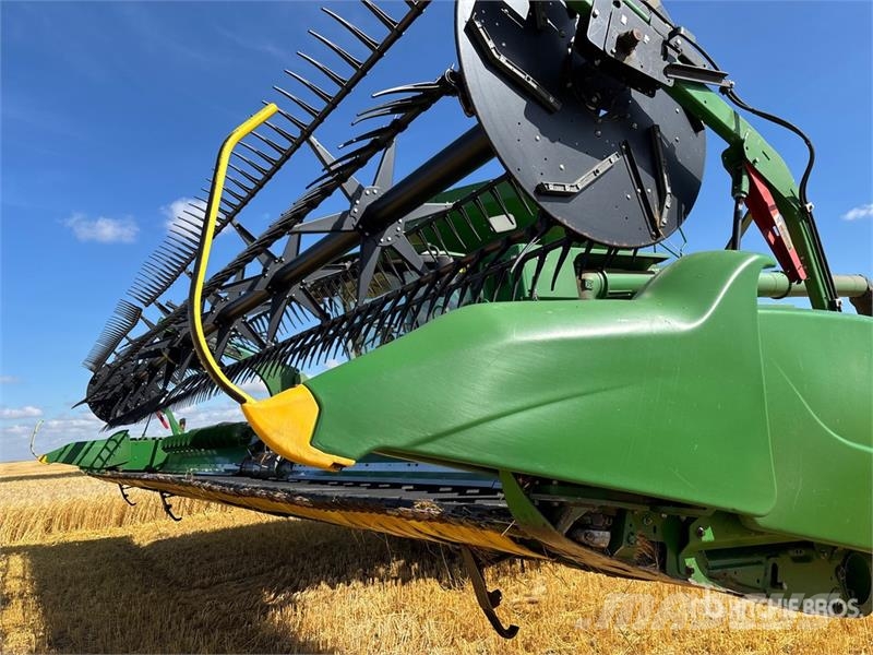 John Deere 640FD Testate per mietitrebbie
