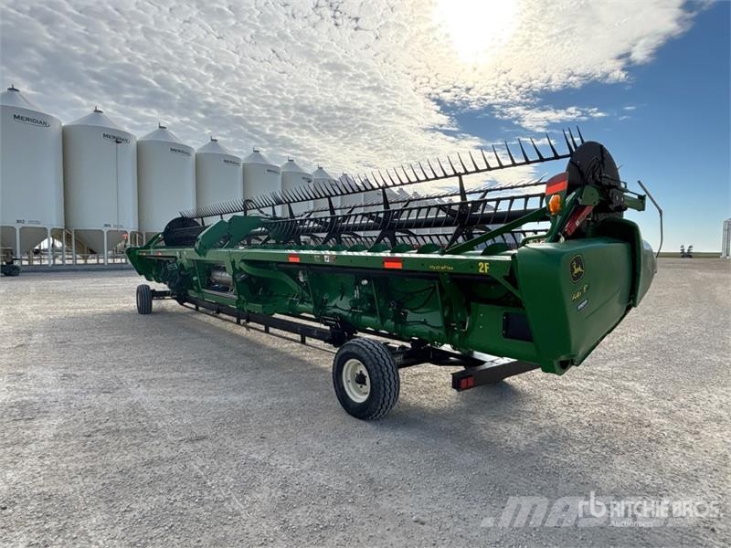John Deere 640FD رؤوس الحصادات الدراسات