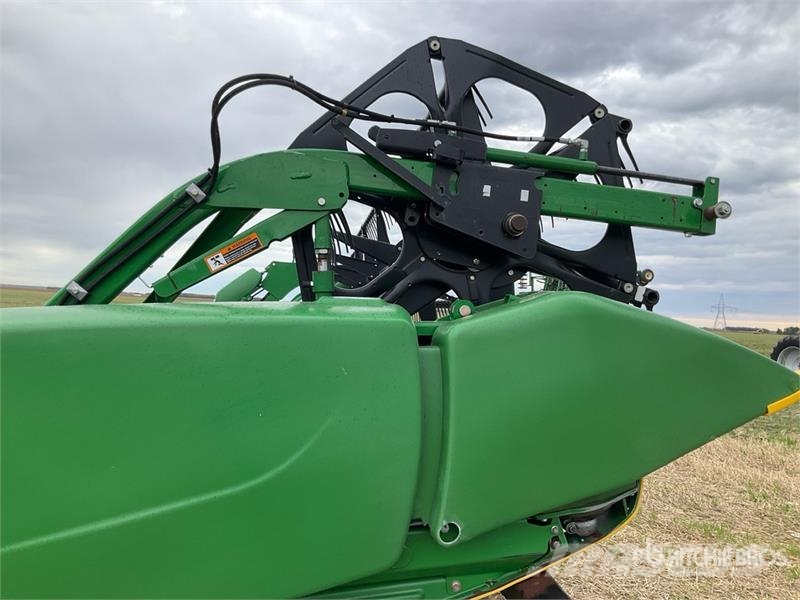 John Deere 640FD Testate per mietitrebbie