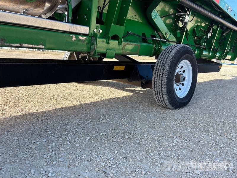 John Deere 640FD رؤوس الحصادات الدراسات