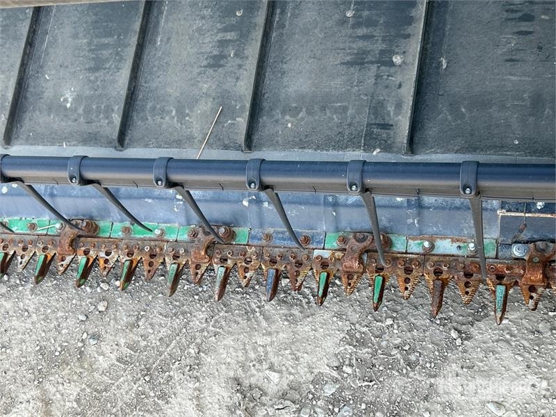 John Deere 640FD Glave hederi za kombajne