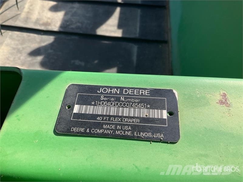 John Deere 640FD Combine harvester heads