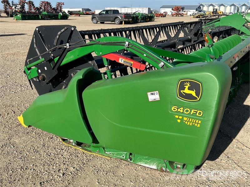 John Deere 640FD Glave hederi za kombajne