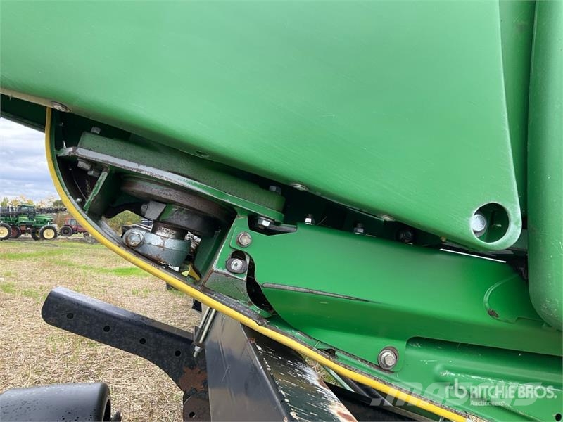 John Deere 640FD Testate per mietitrebbie