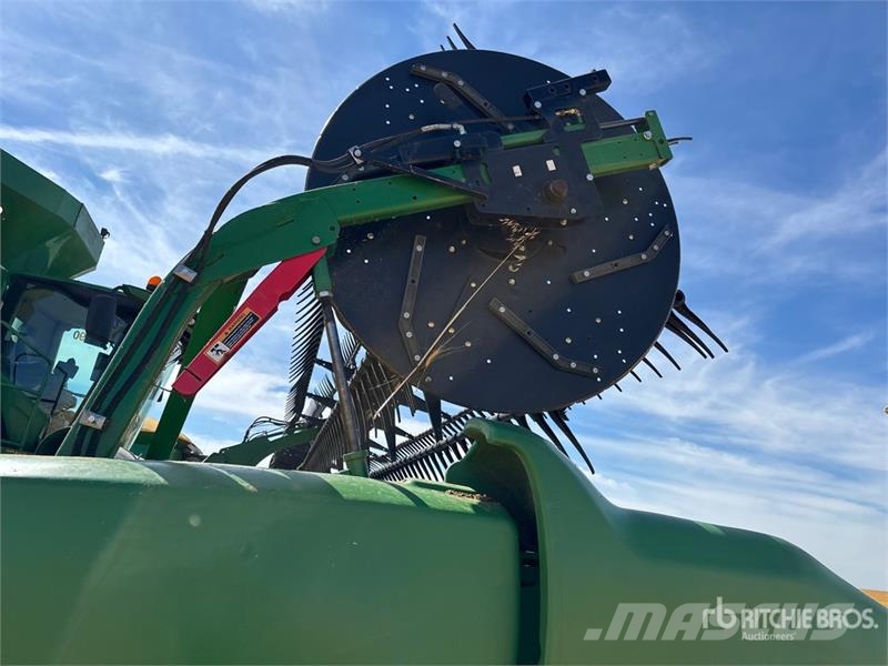 John Deere 640FD Testate per mietitrebbie