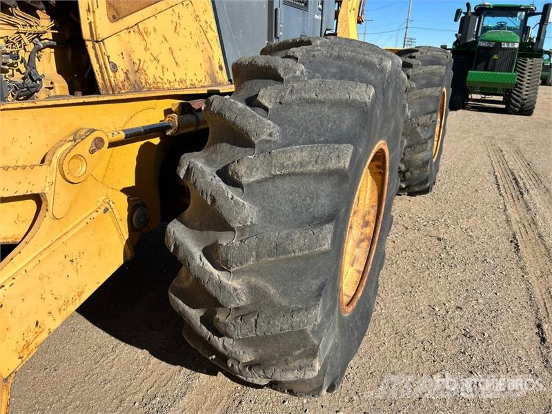 John Deere 640G III 4x4 Line Skidder Трельовочні трактора
