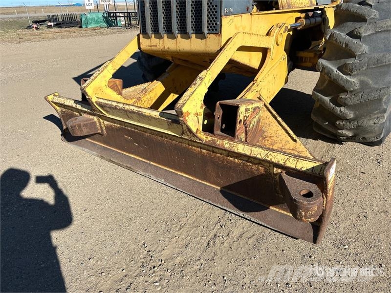 John Deere 640G III 4x4 Line Skidder Трельовочні трактора