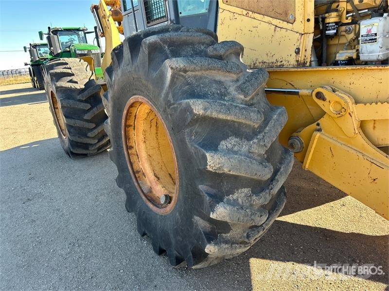 John Deere 640G III 4x4 Line Skidder Трельовочні трактора