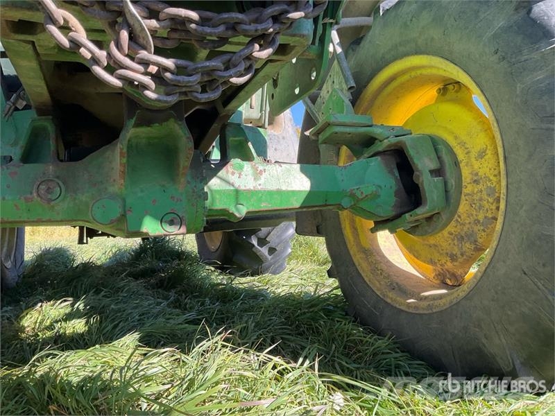 John Deere 6420 الجرارات