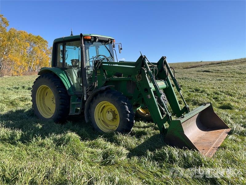 John Deere 6420 الجرارات
