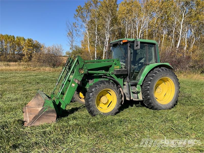 John Deere 6420 الجرارات