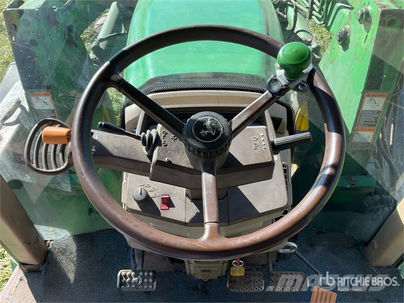 John Deere 6420 الجرارات