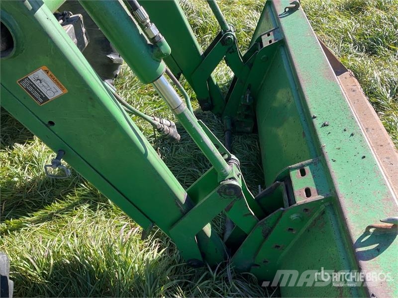 John Deere 6420 الجرارات