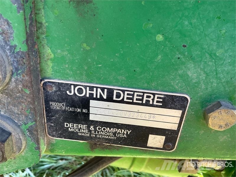 John Deere 6420 الجرارات
