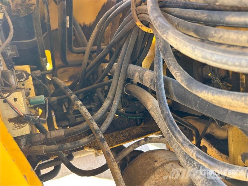 John Deere 644H Iekrāvēji uz riteņiem
