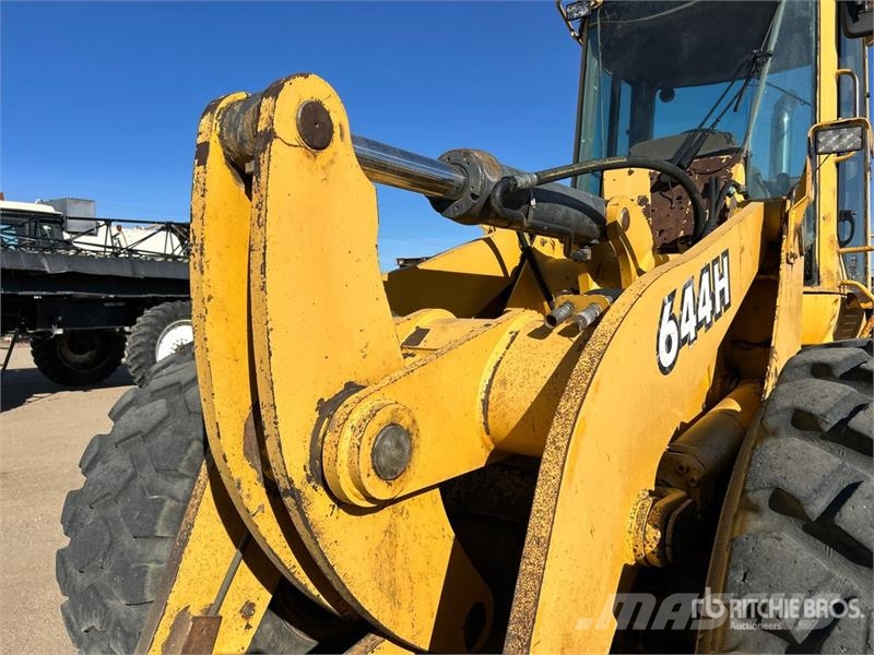 John Deere 644H Iekrāvēji uz riteņiem