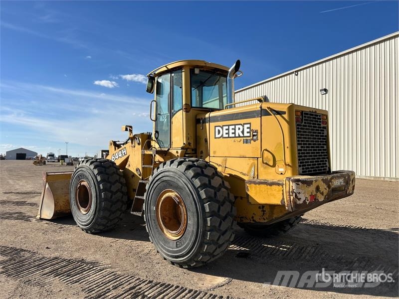 John Deere 644H Iekrāvēji uz riteņiem