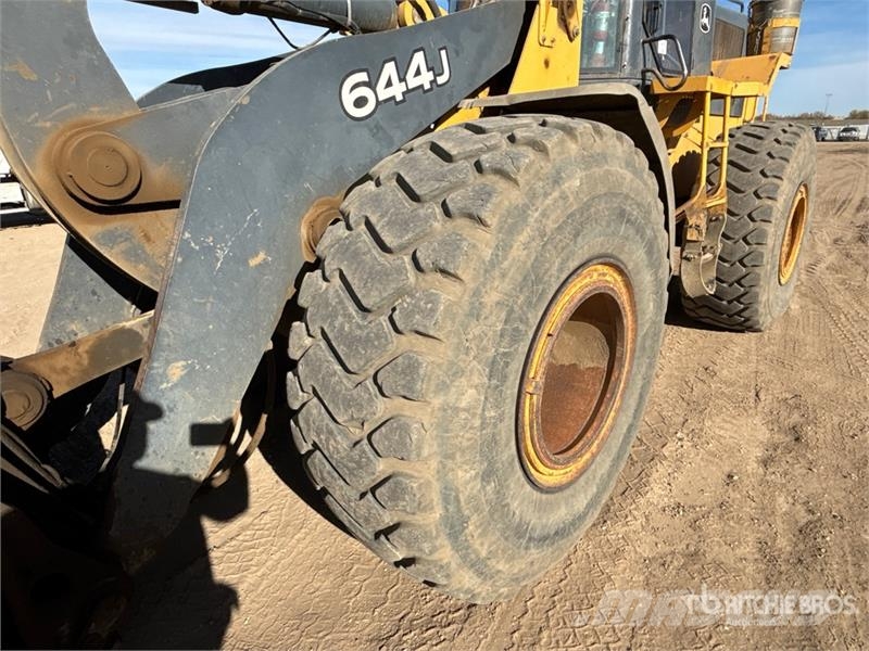 John Deere 644J Chargeuse sur pneus