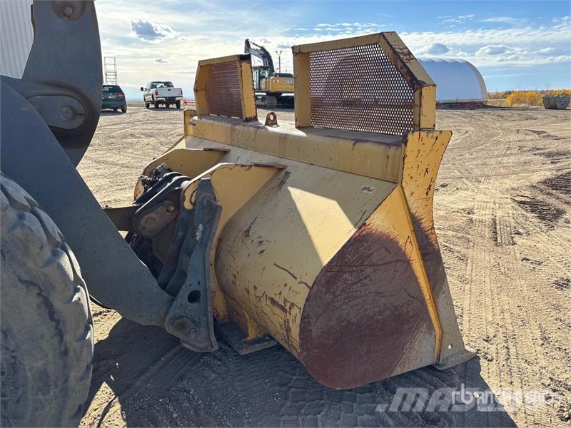 John Deere 644J Chargeuse sur pneus