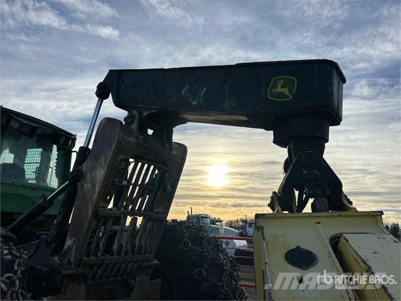 John Deere 648G3 4x4 Skidder ساحبات الأشجار