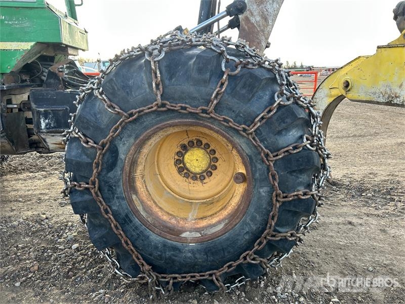 John Deere 648G3 4x4 Skidder ساحبات الأشجار