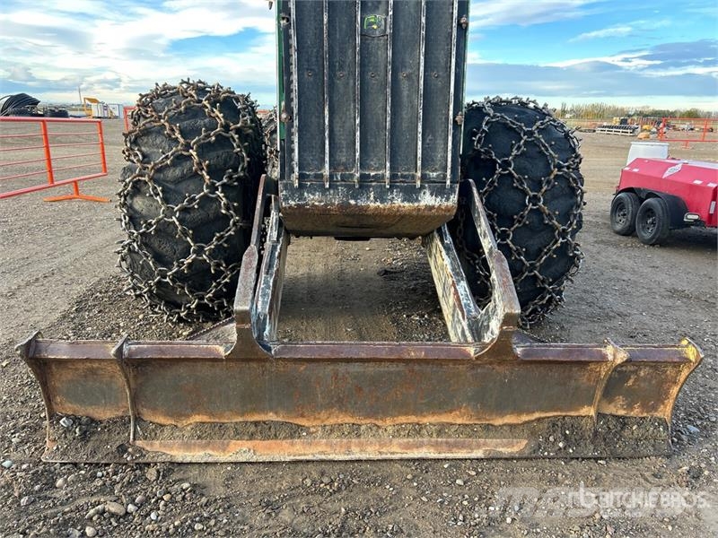 John Deere 648G3 4x4 Skidder ساحبات الأشجار