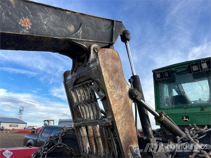John Deere 648G3 4x4 Skidder ساحبات الأشجار