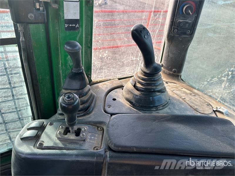John Deere 648G3 4x4 Skidder ساحبات الأشجار