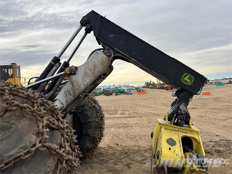 John Deere 648H 4x4 Skidder Трельовочні трактора