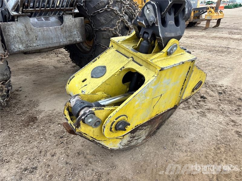 John Deere 648H 4x4 Skidder Трельовочні трактора