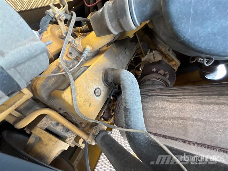 John Deere 650H LGP Combination Pipelayer w/ Midwestern M520 Rohrverlegeraupen